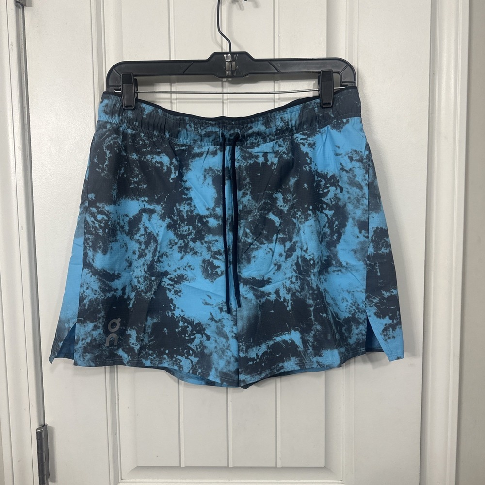 Run On Cloud Men's Trail Shorts Blue Grey Tie Dye Elastic Waistband Medium NWT
